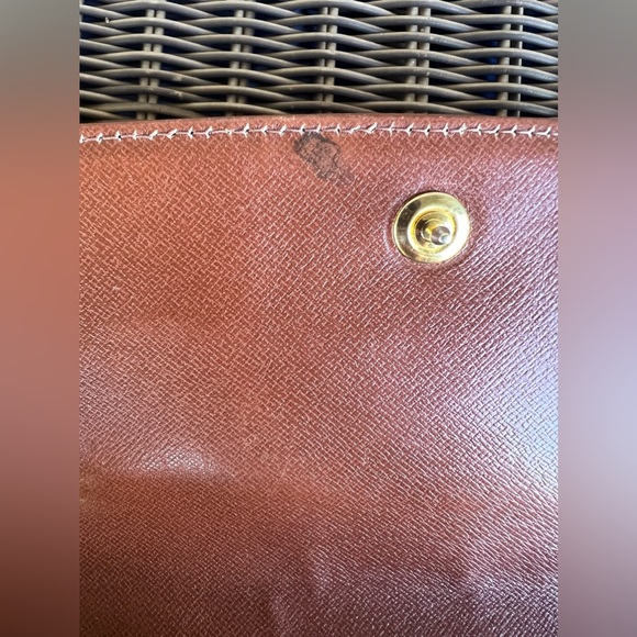 Authentic Louis Vuitton Monogram Dame Clutch GM - Picture 13 of 17